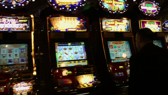 544195a4648f1ab76dcbaad2bf7c7d30_965447.gif